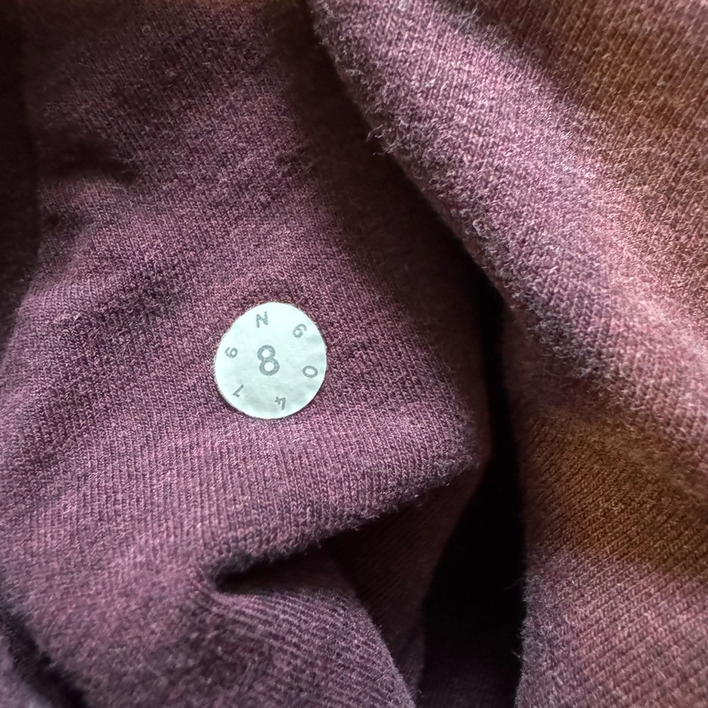 Lululemon Scuba Hoodie, size 8 - Picture 5 of 5